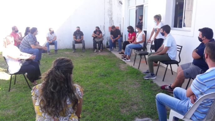 Fumigaciones en el barrio: Vecinos del Ramón Carillo se reunieron con Rosso