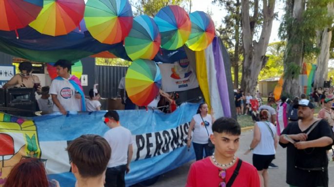 Movilización por el Festival del Orgullo en el Parque Yrigoyen