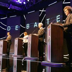 Chicanas y firmes propuestas  en el primer debate presidencial
