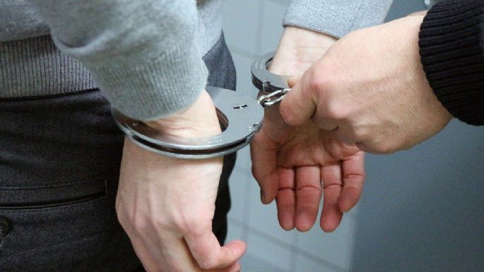 Detenido luego de hurtar un cable de carga de un equipo de frío