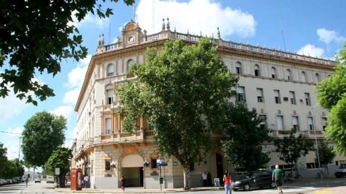 San Juan, con media calzada