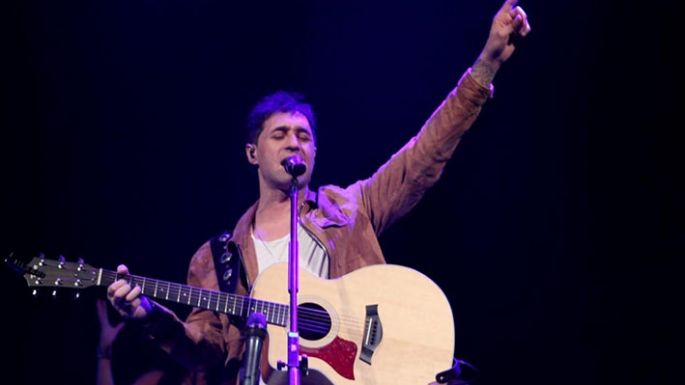 Fabricio Rodríguez donará su primera guitarra al Museo del Anfi