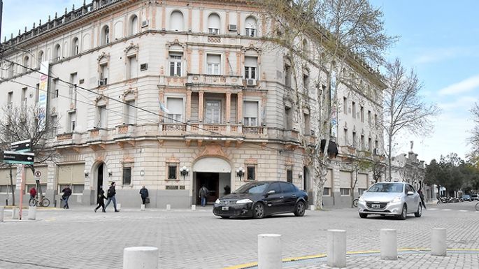 Multaron a una empresa local por arrojar residuos en un sector no autorizado
