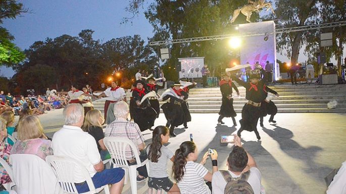 Con homenaje a Alberto Bacci, hoy comienzan las actividades de verano
