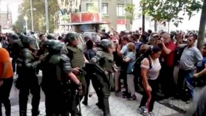 Carabineros detuvieron al menos a 69 personas