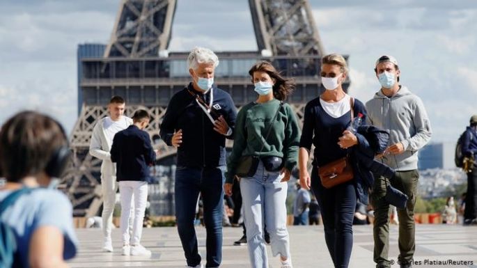 Francia no descarta confinamientos locales ante la nueva ola de casos