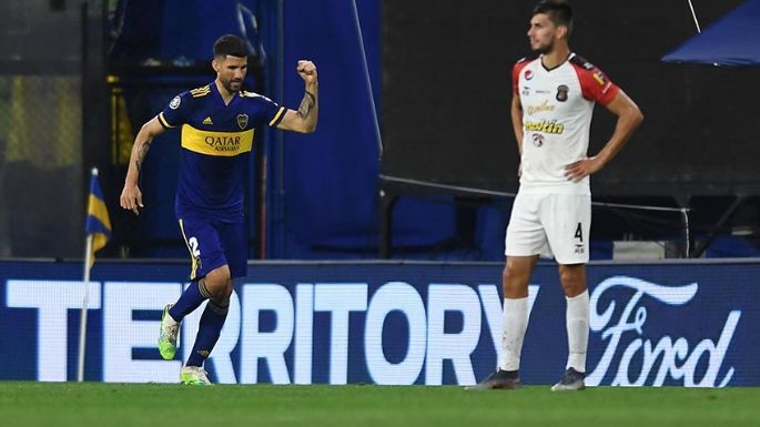 Boca goleó a Caracas en La Bombonera