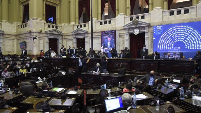 El oficialismo logró dictamen para el proyecto de Presupuesto 2021