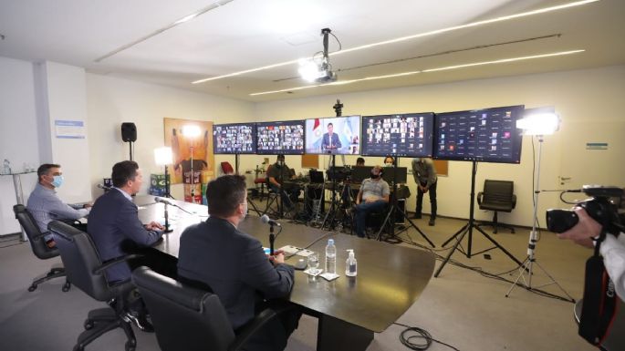 Analizan habilitar el turismo local a fines de noviembre autorizando los traslados interdepartamentales
