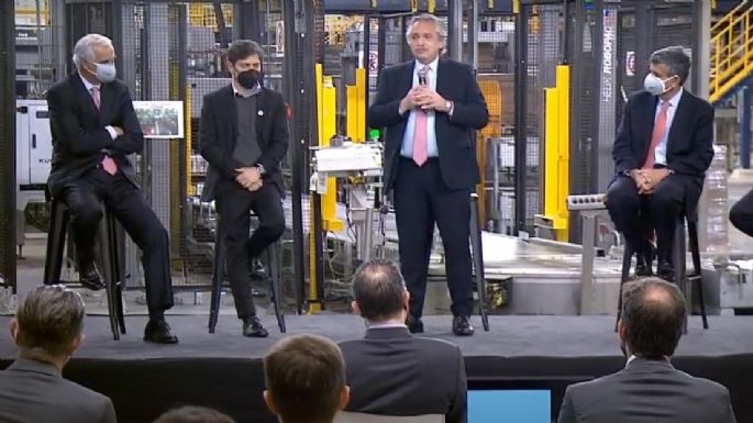 "Estamos empeñados en encontrar la vacuna que termine con la noche de la Argentina"
