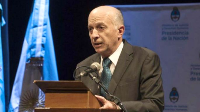 Eduardo Casal dictaminó en favor de los traslados de los tres jueces