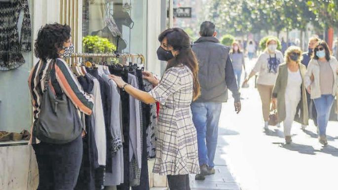 Caída del 15,9% en ventas minoristas en octubre respecto al año pasado
