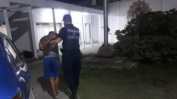 Intentaron robar el aire de una panadería, se fugaron y fueron aprehendidos