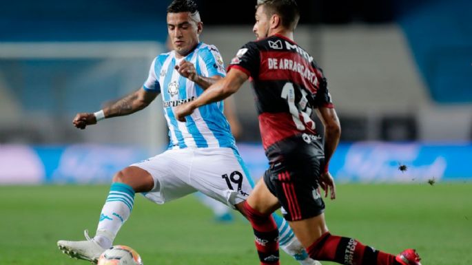 Racing y Flamengo juegan en Brasil por la revancha de los octavos de final
