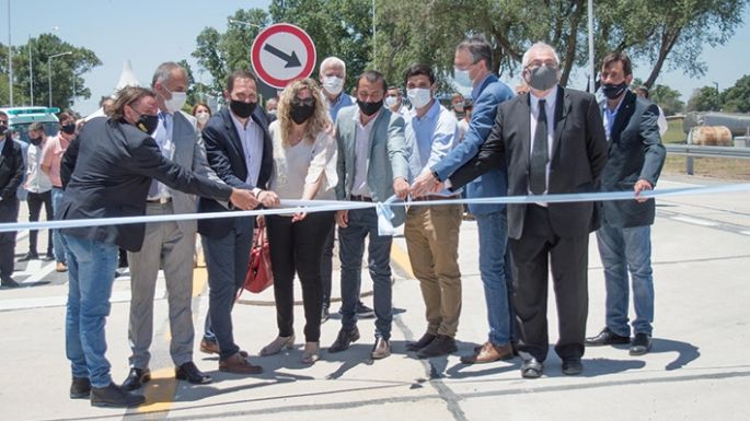 Inauguraron un tramo de la ruta 158