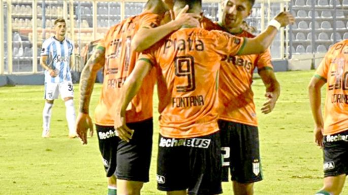 Banfield frenó a Atlético Tucumán
