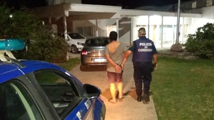 Dos jóvenes intentaron robarle a un hombre en la costanera