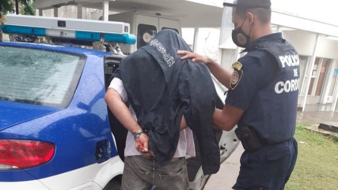 Ocasionó disturbios a su expareja con quien tenía una orden de restricción
