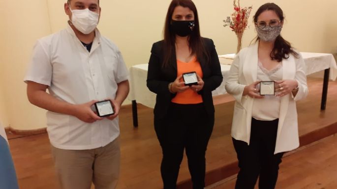 Reconocieron a médicos residentes del Hospital Pasteur
