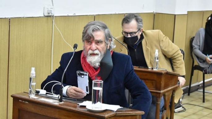 Caronni pidió declarar el repudio por la conferencia que dará Boudou
