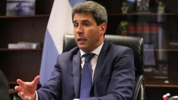 Sergio Uñac tiene coronavirus y está internado por prevención