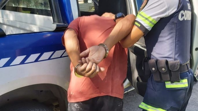 Un joven fue detenido por resistirse y escaparse de un control policial