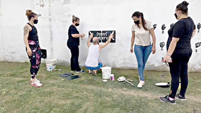 Harán un nuevo mural con los signos de la lengua de señas