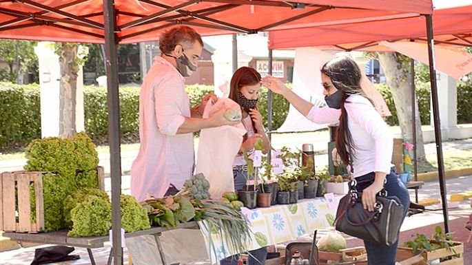 Se realiza una nueva Feria Agroecológica y habrá premios para quienes lleguen en bicicleta