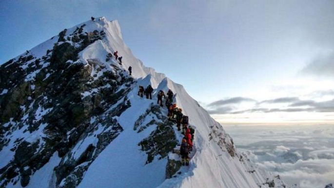 El Everest es casi 90 centímetros más alto de lo que se calculaba