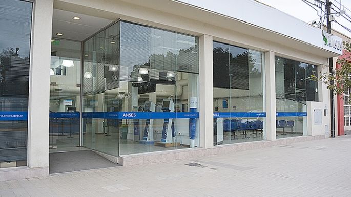 Anses: trabajadores piden maximizar cuidados por el COVID-19 y habrá guardias mínimas