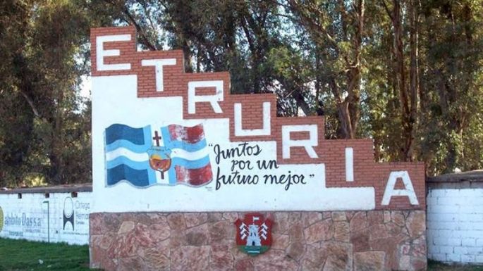 Etruria recicla botellas plásticas