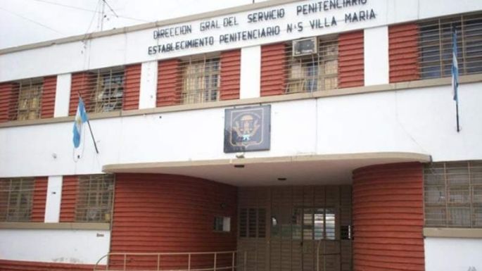 Dos detenidos por arrojar droga hacia el interior de la cárcel local