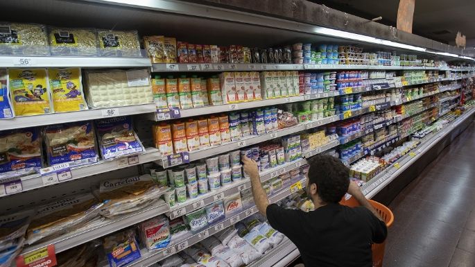 Los precios mayoristas subieron 6,1% en diciembre y 94,8% en 2022