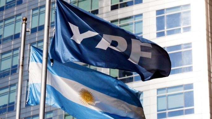 YPF continuará aceptando el pago con tarjetas de crédito