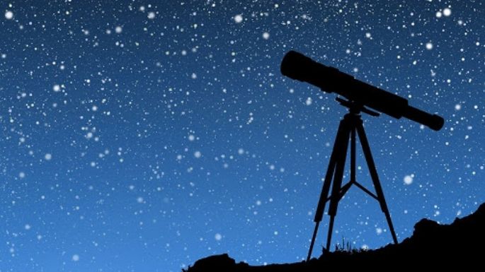 Invitan a observar la luna creciente en la explanada de la Tecnoteca