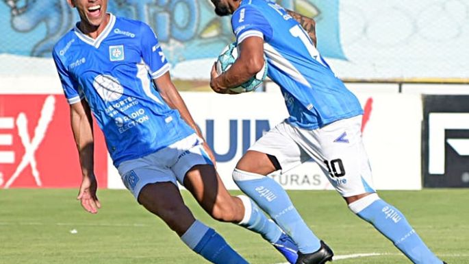 Histórico: Estudiantes de Río Cuarto, a un paso del ascenso