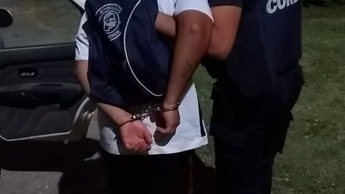 Un joven de 20 años detenido por intentar robar dos automóviles