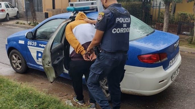 Detenidos por no acatar una restricción, lesionar a un hombre e intento de hurto