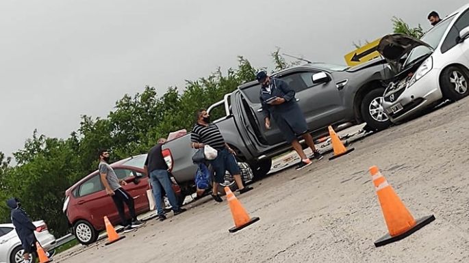 Vuelco cerca de Bell Ville y múltiple colisión en la autopista a Villa Carlos Paz