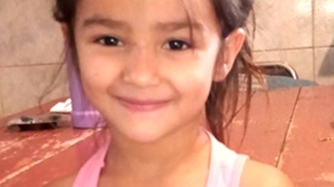 Sueña con poder acceder a un audífono para su pequeña hija