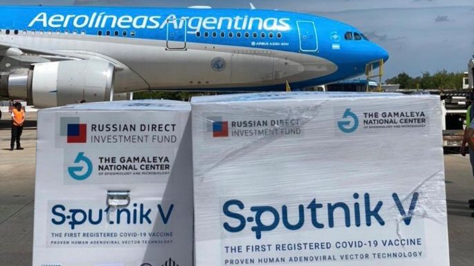 Viaja hacia Argentina el avión de Aerolíneas que trae más dosis de Sputnik V