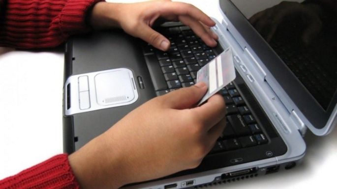 Detuvieron a un adolescente de 16 años por una estafa virtual de 300 mil pesos