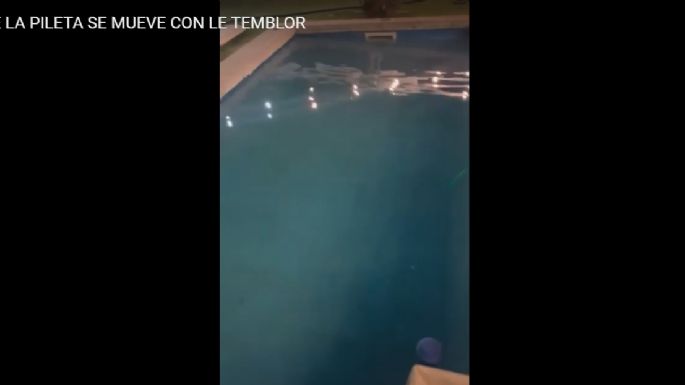 [VIDEO] El temblor se sintió con fuerza en Villa María y hasta creó olas en piletas