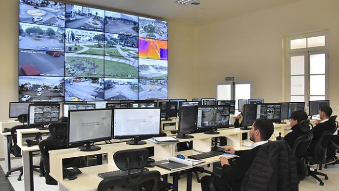 Camiones en zonas prohibidas, lo más advertido por las cámaras