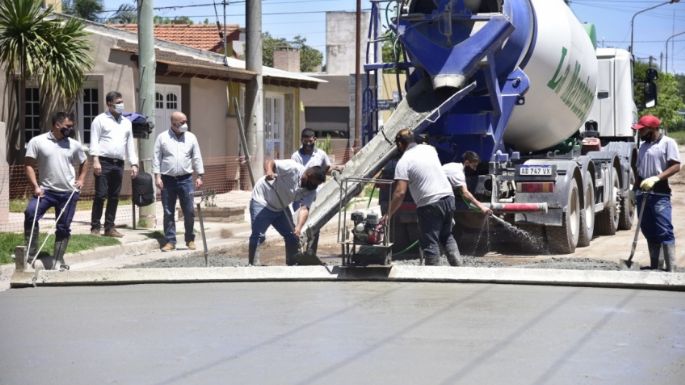 Inauguraron el pavimento sobre calle Chiclana