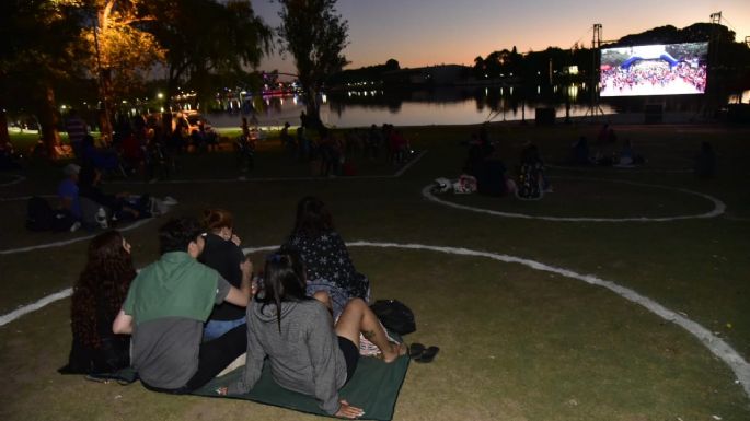 Quedan las últimas tres noches del Cine Bajo las Estrellas