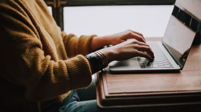 Por qué contratar Internet por fibra óptica