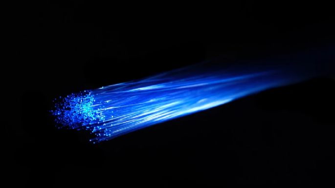 Por qué contratar Internet por fibra óptica