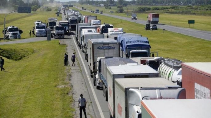 El Gobierno santafesino decidió "terminar con los cortes" de transportistas