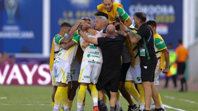 Defensa y Justicia goleó a Lanús 3-0 y se consagró campeón